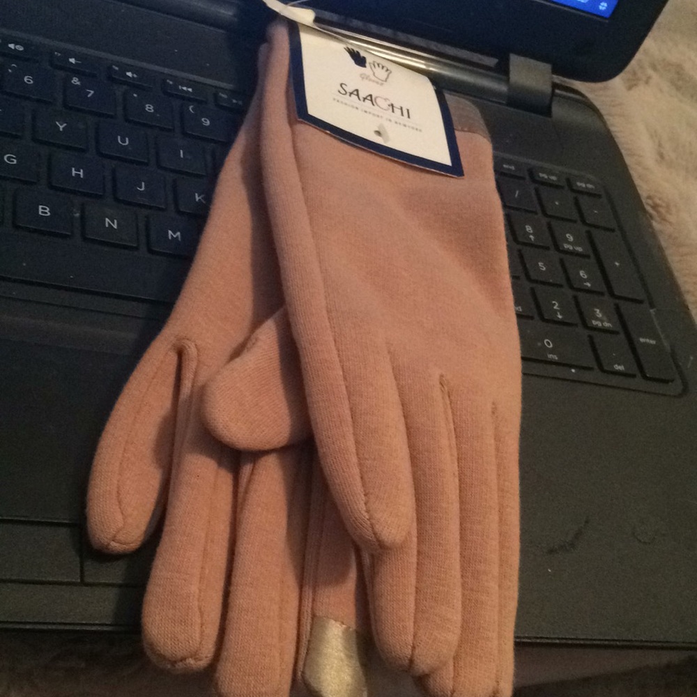 Gloves. Final